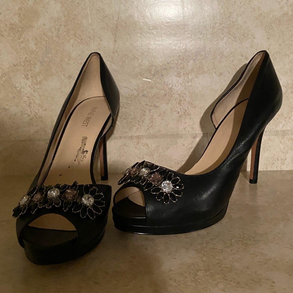 Nine West Platform heels sz 9.5
